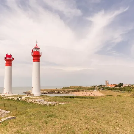 Pierre & Le De La Rade Ξενοδοχείο με διαμερίσματα Île dʼAix