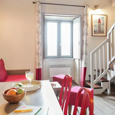 公寓式酒店 皮埃尔&假期乐堡德拉拉德酒店 Île dʼAix