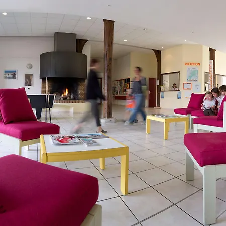 Aparthotel Pierre & Le De La Rade Île dʼAix
