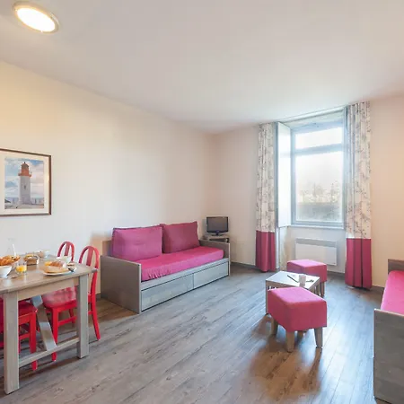 Pierre & Le De La Rade 3* Île dʼAix