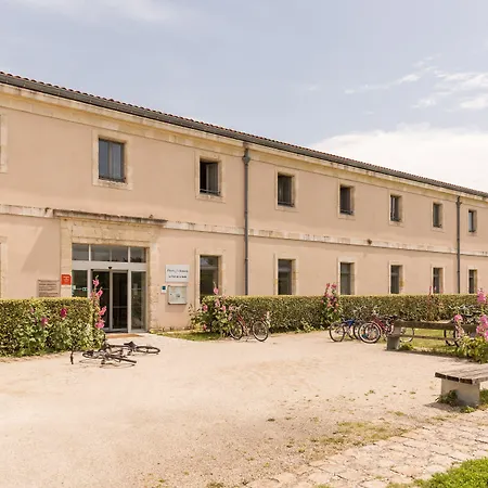 Pierre & Le De La Rade Aparthotel 3*
