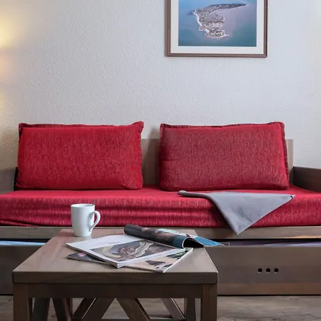 Résidence Pierre&vacances Le De La Rade 3*