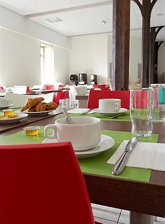 Pierre & Le De La Rade Apart-hotel 3*