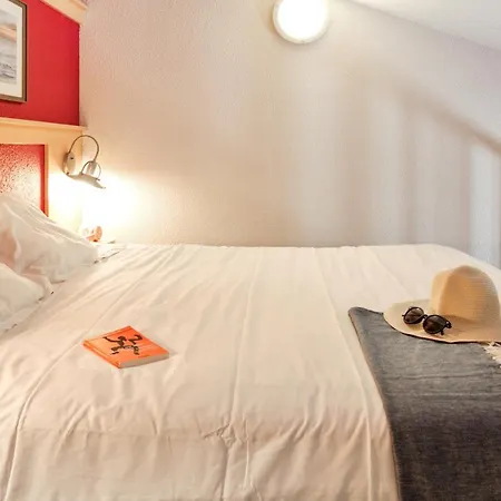 Pierre & Le De La Rade Apart Otel Île dʼAix