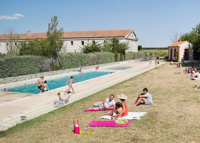 皮埃尔&假期乐堡德拉拉德酒店 3* Île dʼAix