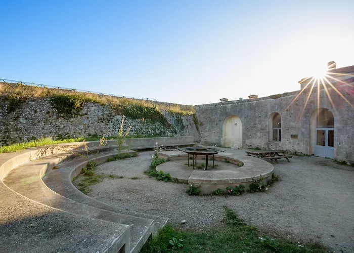 皮埃尔&假期乐堡德拉拉德酒店 公寓式酒店