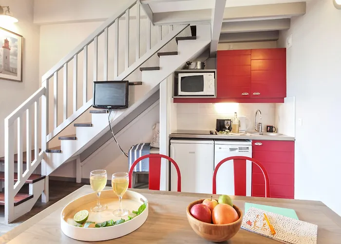 皮埃尔&假期乐堡德拉拉德酒店 3* Île dʼAix